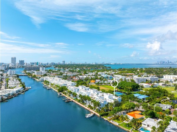 193 N Shore Dr #193-6 Miami Beach, FL 33141