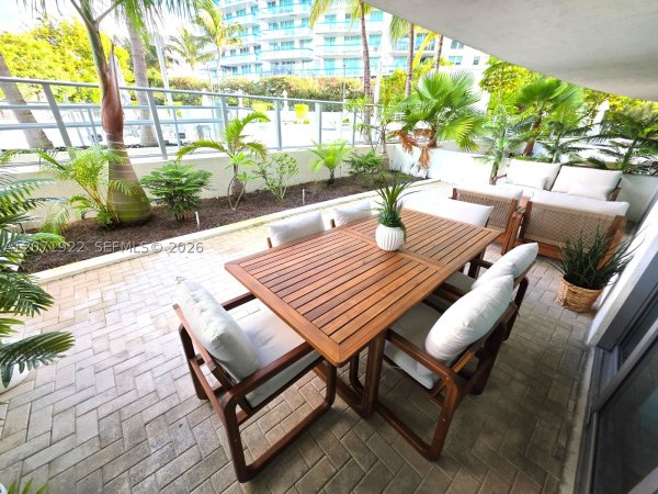 6620 Indian Crk Dr #112 Miami Beach, FL 33141