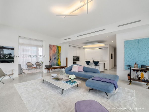 3315 Collins Ave #4C Miami Beach, FL 33140