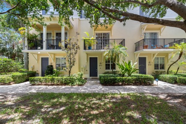 463 Schoolhouse Rd Jupiter, FL 33458