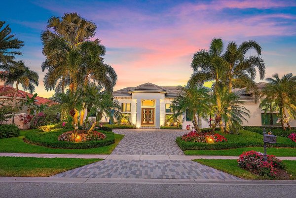 7638 Hawks Lndg West Palm Beach, FL 33412