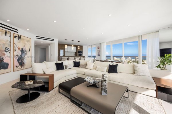 450 Alton Rd #2007 Miami Beach, FL 33139