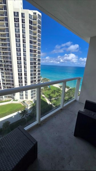 19201 Collins Ave #1124 Sunny Isles Beach, FL 33160