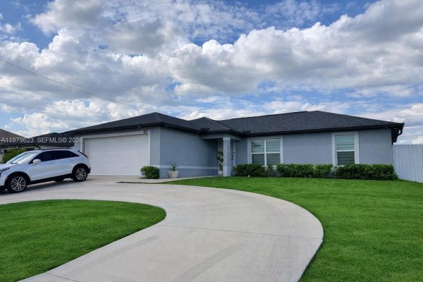 1119 Tropicana Pkwy W Cape Coral, FL 33993