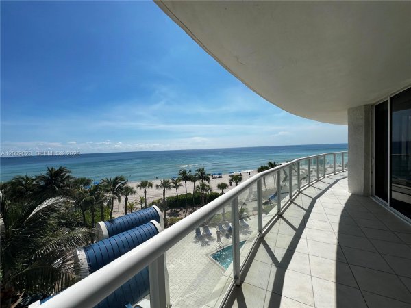 18671 Collins Ave #402 Sunny Isles Beach, FL 33160