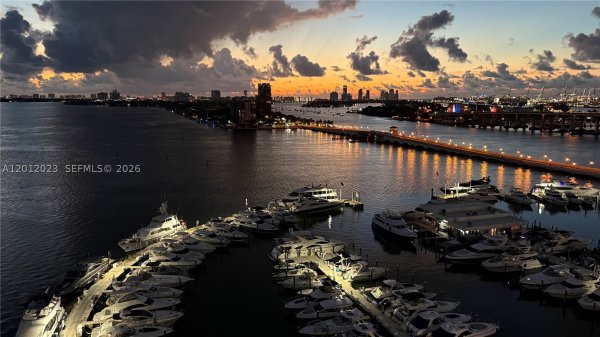 1717 N Bayshore Dr #A-1734 Miami, FL 33132