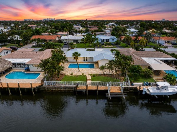 620 SE 11th St Pompano Beach, FL 33060