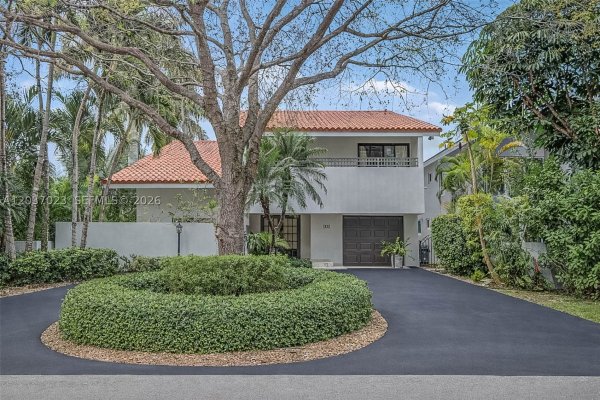 4950 San Amaro Dr Coral Gables, FL 33146