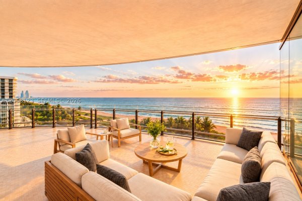 8701 Collins Ave #701 Miami Beach, FL 33154