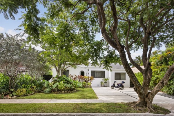 1868 SW 13th St Miami, FL 33145