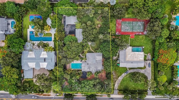 13470 SW 67th Ave Pinecrest, FL 33156