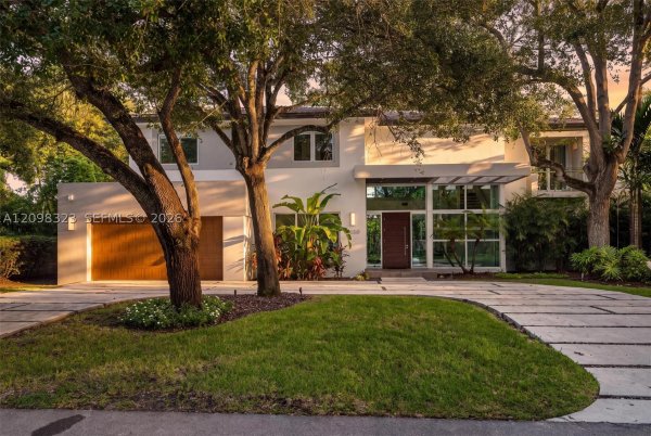 5960 SW 79th St South Miami, FL 33143