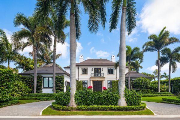 229 Ridgeview Palm Beach, FL 33480