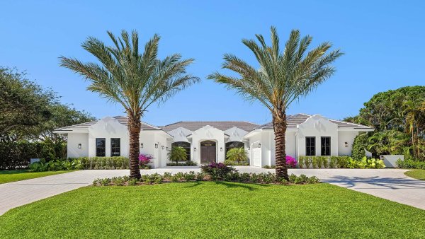 2775 Ave Au Soleil Delray Beach, FL 33483