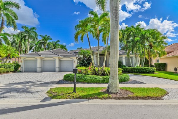 2511 Eagle Watch Ln Weston, FL 33327