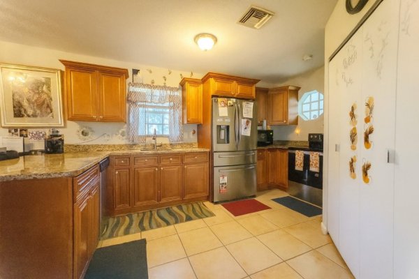 1403 SW 27th Ct Fort Lauderdale, FL 33315