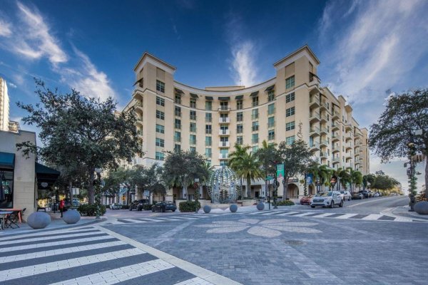 610 Clematis St #102 West Palm Beach, FL 33401