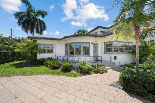 9189 Abbott Ave Surfside, FL 33154