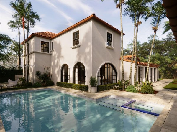 4727 N Bay Rd Miami Beach, FL 33140