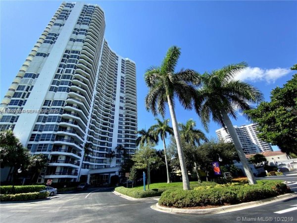3530 Mystic Pointe Dr #2303 Aventura, FL 33180