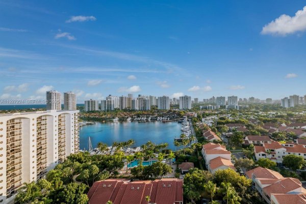 3598 Yacht Clb Dr #1804 Aventura, FL 33180