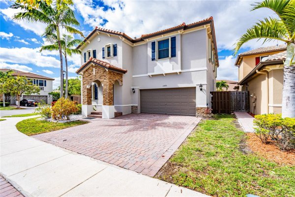 11495 SW 241st St Homestead, FL 33032