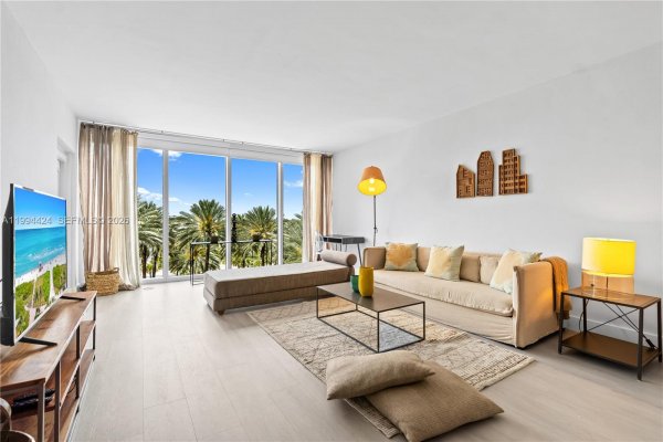 10275 Collins Ave #429 Bal Harbour, FL 33154