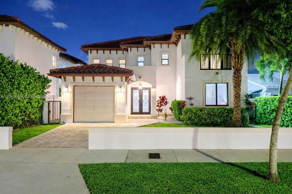 471 SW 30th Rd Miami, FL 33129