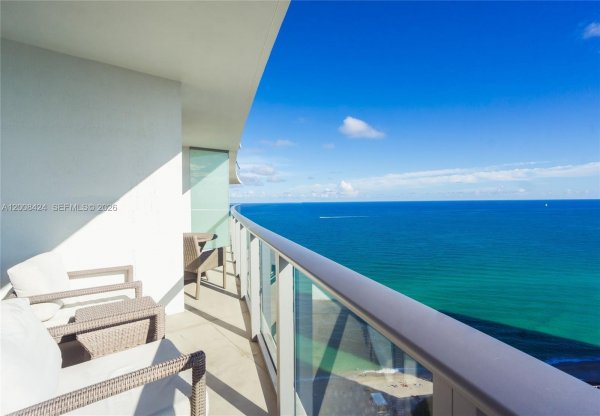 4111 S Ocean Dr #2303 Hollywood, FL 33019