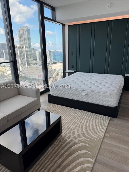 20 NE 11st #3003A Miami, FL 33132