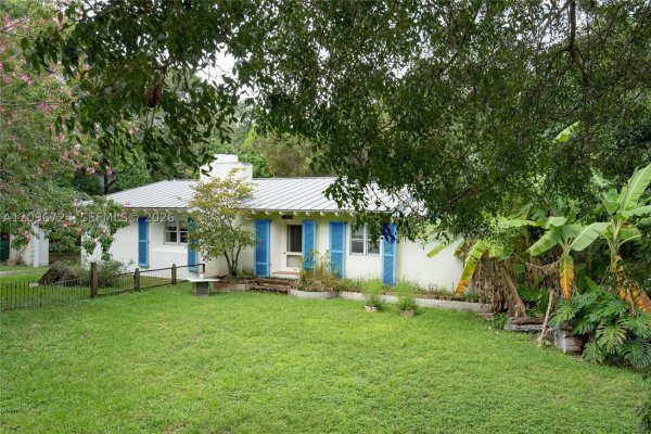 13900 Old Cutler Rd Palmetto Bay, FL 33158