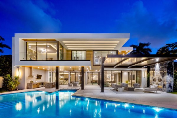 217 Thatch Palm Boca Raton, FL 33432