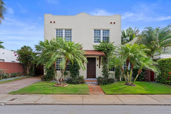 217 Lytton West Palm Beach, FL 33405