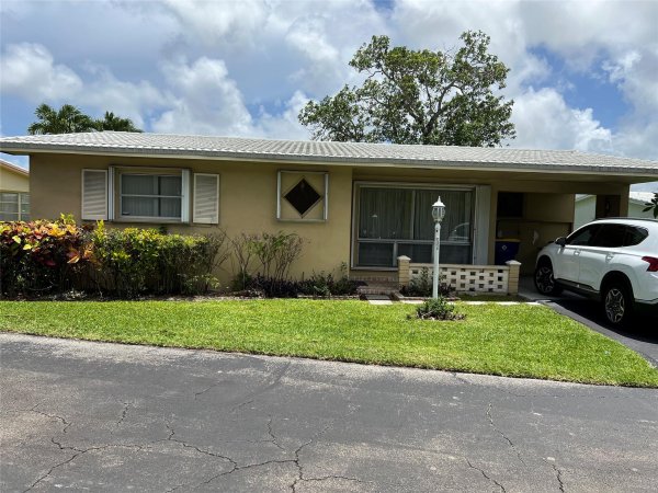 3210 Sheridan Ln #120 Hollywood, FL 33021