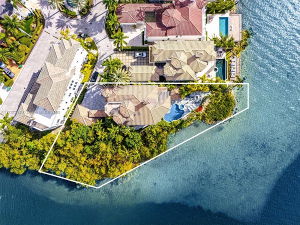 3914 Island Estates Dr Aventura, FL 33160 3914 Island Estates Dr Aventura, FL 33160