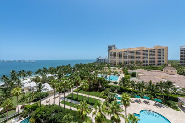 791 Crandon Blvd #507 Key Biscayne, FL 33149