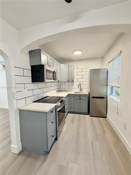 11 Sidonia #3 Coral Gables, FL 33134