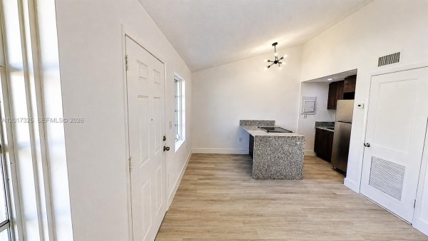 840 SW 7th St #852 Miami, FL 33130