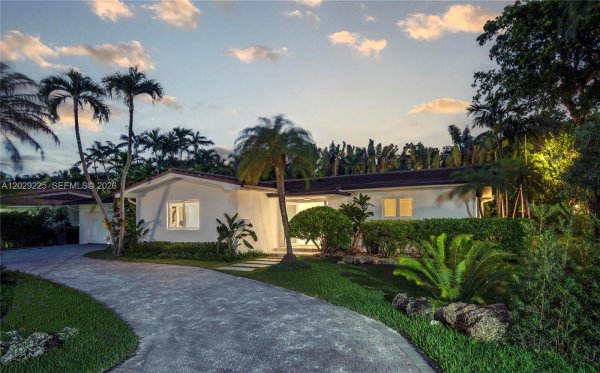 145 S Prospect Dr Coral Gables, FL 33133