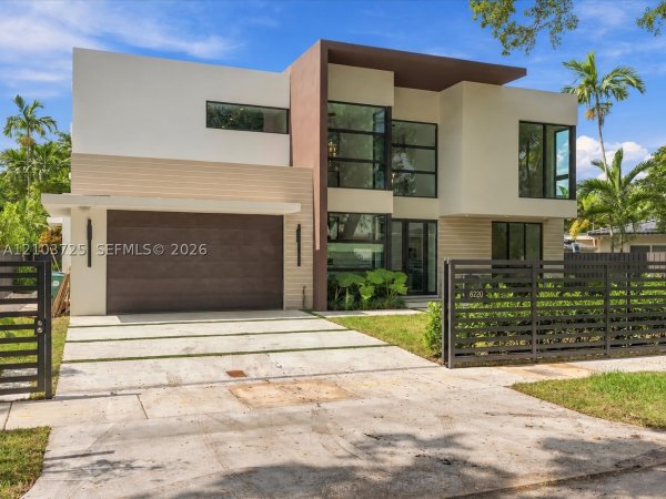 8220 SW 62nd Ct Miami, FL 33143