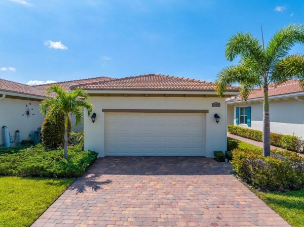 24035 SW Firenze Port St Lucie, FL 34986