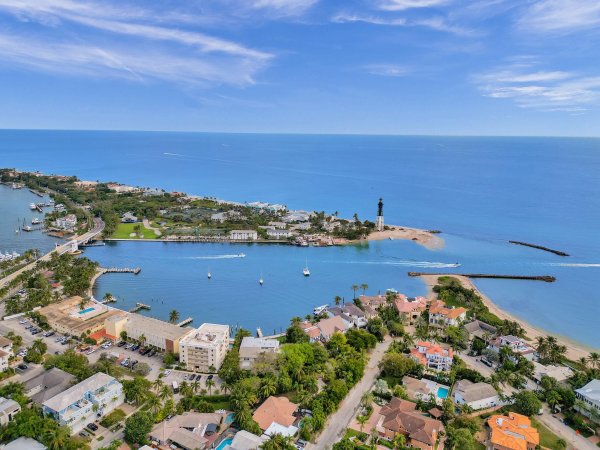 3204 Robbins Rd Pompano Beach, FL 33062