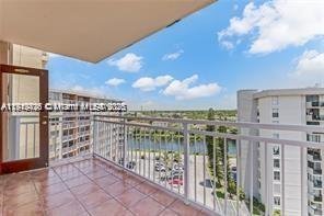 2025 NE 164th St #904 North Miami Beach, FL 33162