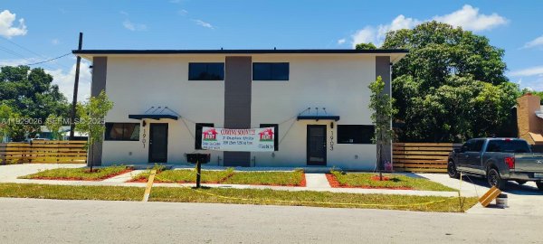 1901 NW 51st Ter Miami, FL 33142