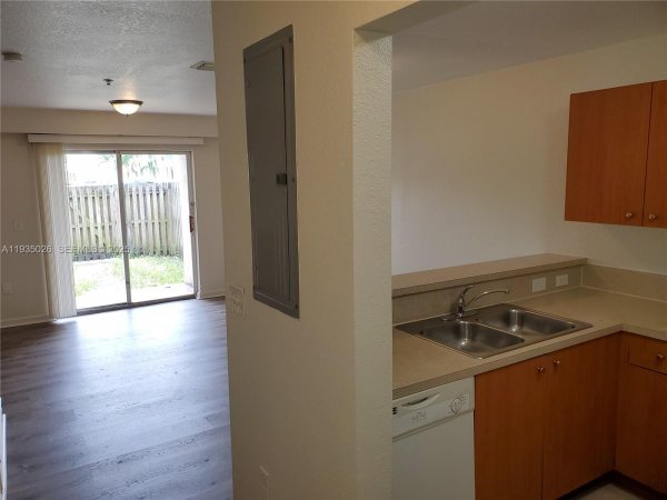 14238 NW 17th Ave #14238 Opa Locka, FL 33054