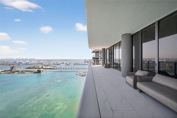 700 NE 24th St #PH-5904 Miami, FL 33137