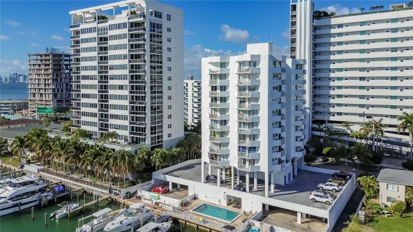 7933 West Dr #1025 North Bay Village, FL 33141