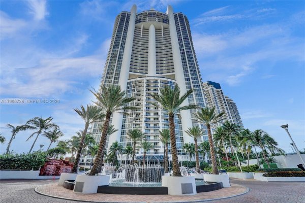 18101 Collins Ave #5108 Sunny Isles Beach, FL 33160