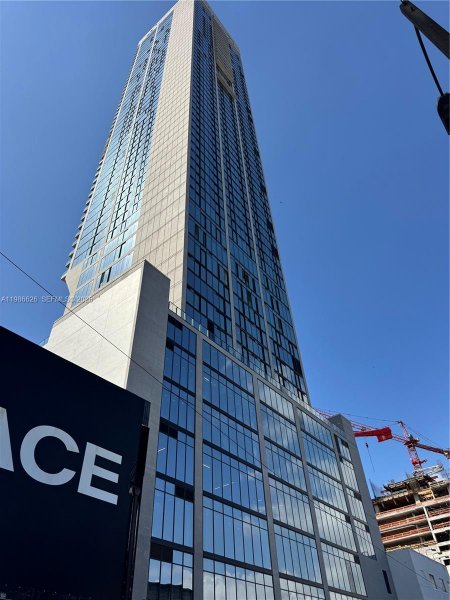 20 NE 11th St #3006A Miami, FL 33132