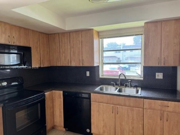 7350 SW 82nd St #C125 Miami, FL 33143